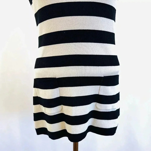 INC Women Short Sleeve Pullover Turtleneck Striped Black/White Sweater Size PM - Picture 7 of 13